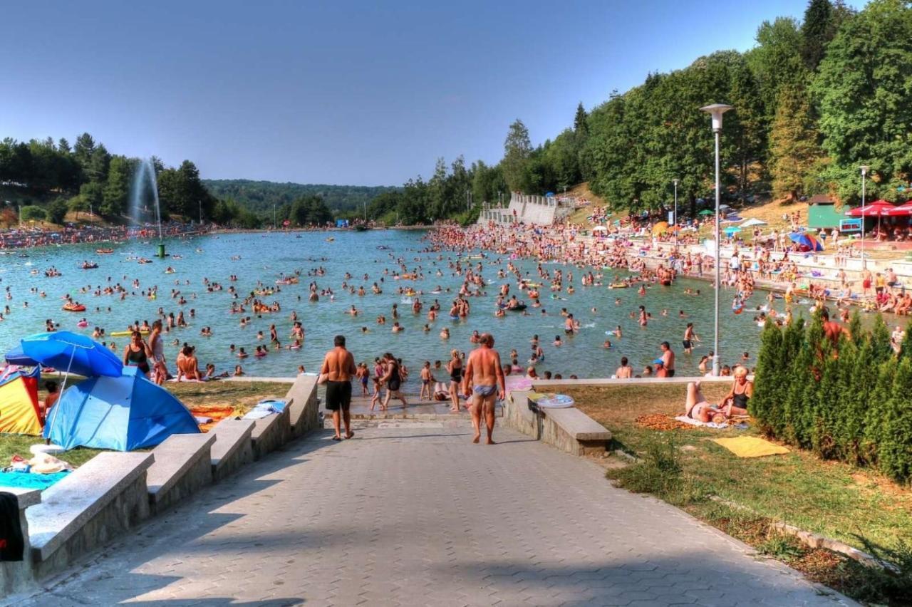 Kuca Za Odmor, Ferienhaus, Holiday Home Rugas Orahovica ภายนอก รูปภาพ